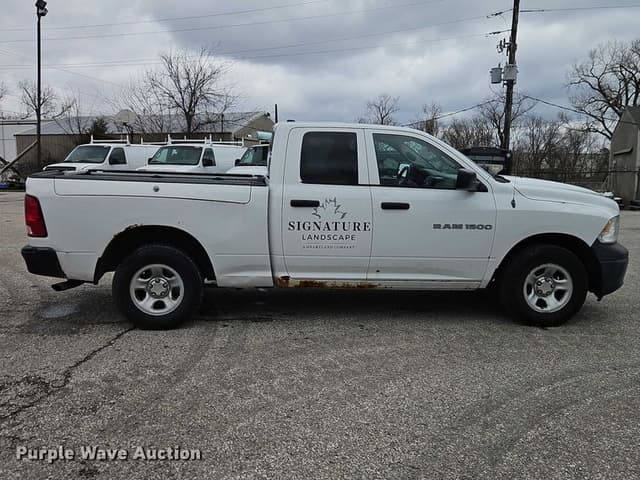 Image of Dodge Ram 1500 equipment image 3