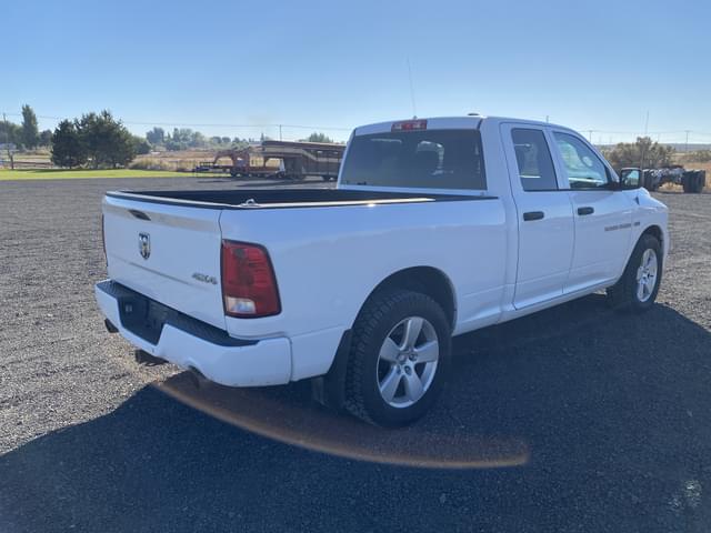 Image of Dodge Ram 1500 equipment image 4