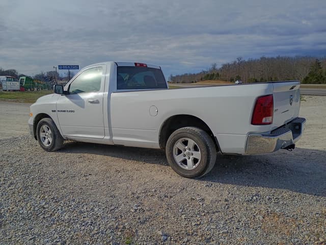 Image of Dodge Ram 1500 equipment image 3