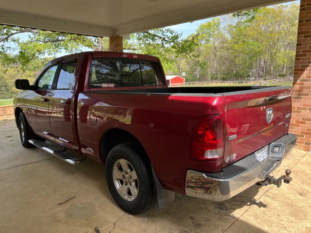 Image of Dodge Ram 1500 equipment image 3