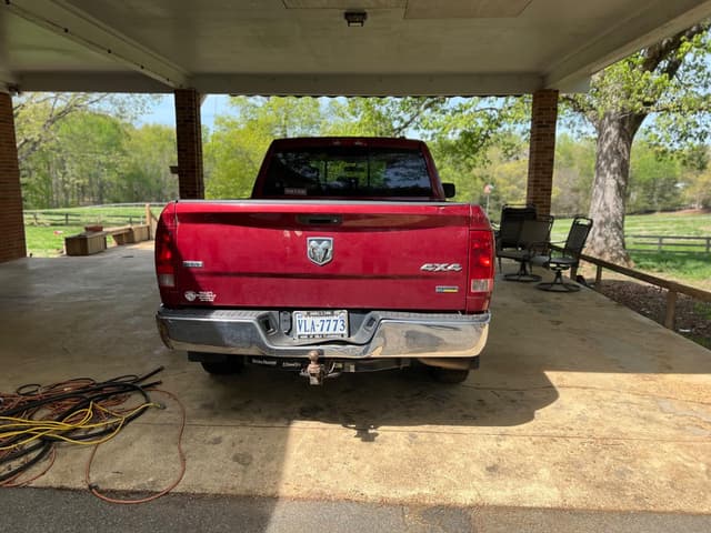 Image of Dodge Ram 1500 equipment image 2