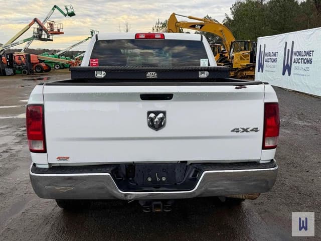 Image of Dodge Ram 1500 equipment image 4