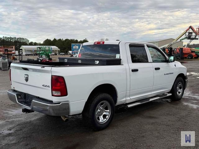 Image of Dodge Ram 1500 equipment image 3
