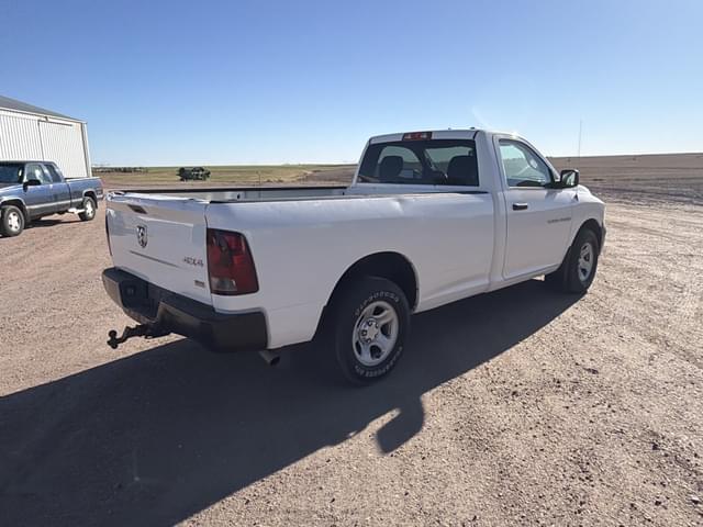 Image of Dodge Ram 1500 equipment image 4