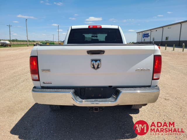 Image of Dodge Ram 2500HD equipment image 4