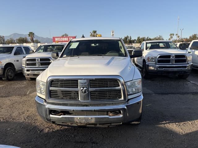 Image of Dodge Ram 2500 equipment image 4