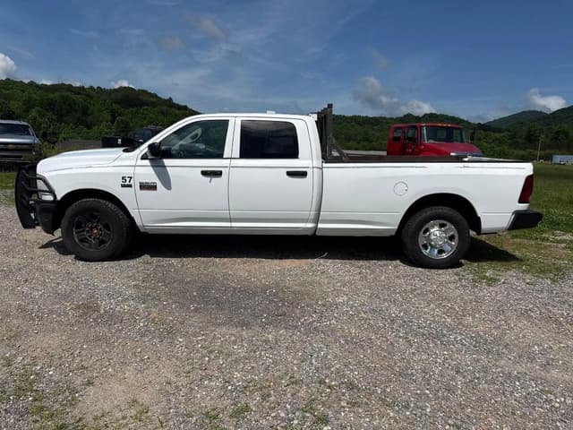 Image of Dodge Ram 2500 equipment image 1