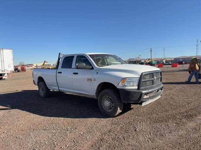 Image of Dodge Ram 3500 equipment image 2