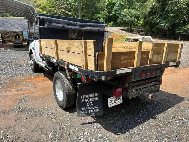 Image of Dodge Ram 3500 equipment image 2