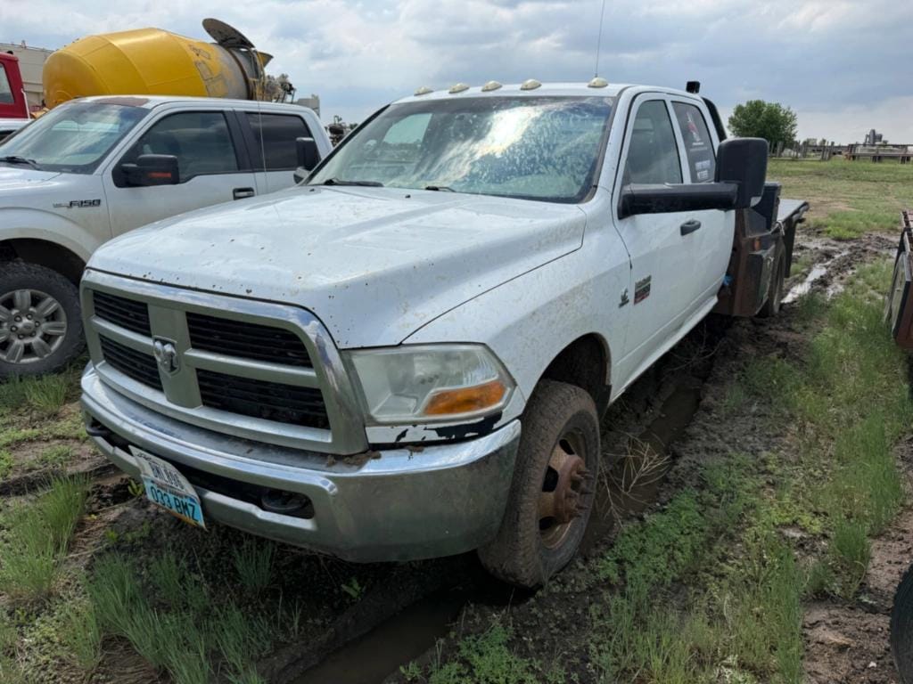 2012 Dodge Ram 3500 Equipment Image0