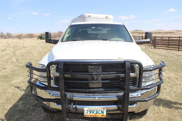Image of Dodge Ram 3500HD equipment image 1
