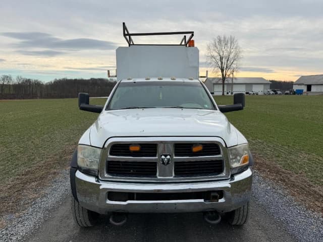 Image of Dodge Ram 3500 equipment image 4