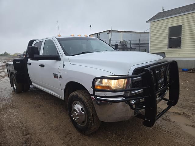 Image of Dodge Ram 3500 equipment image 1