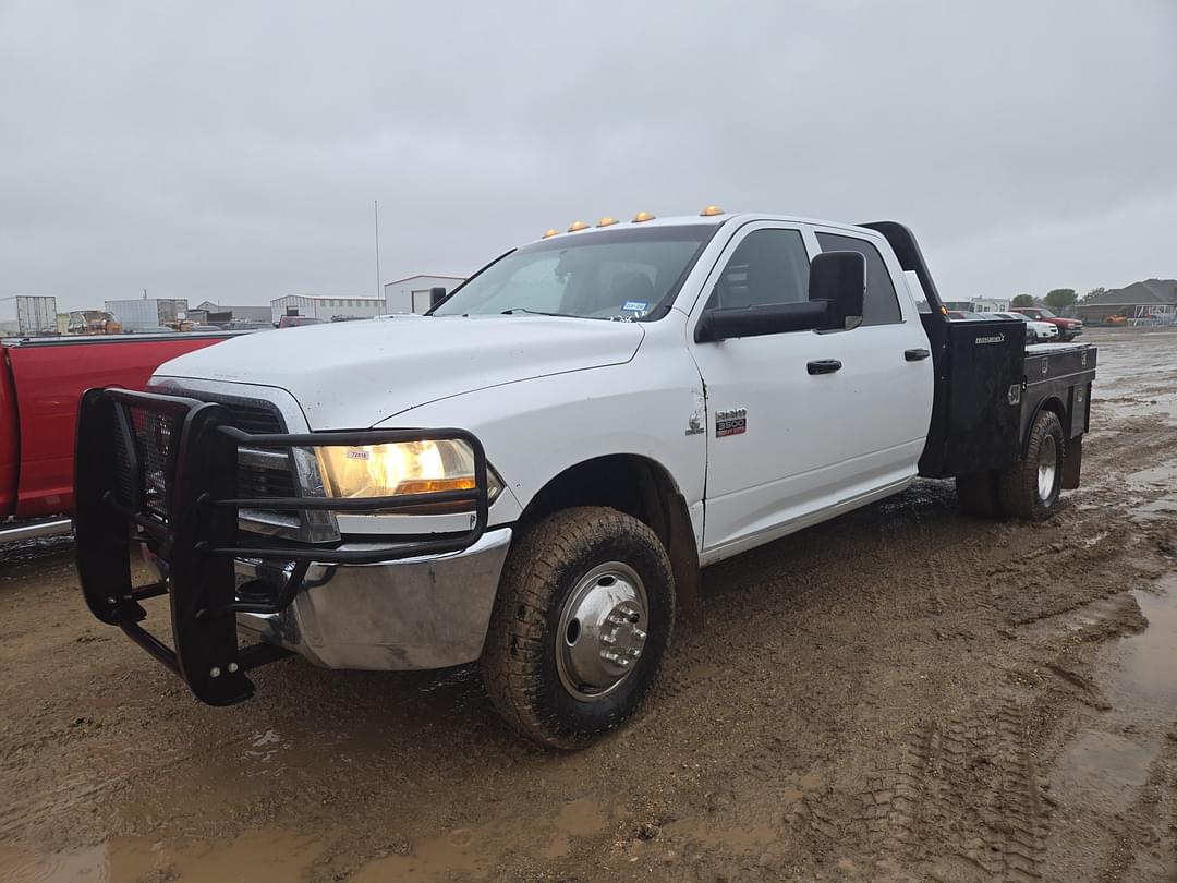 Image of Dodge Ram 3500 Primary image