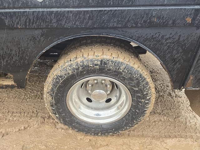 Image of Dodge Ram 3500 equipment image 4