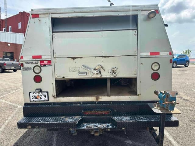 Image of Dodge Ram 3500 equipment image 3
