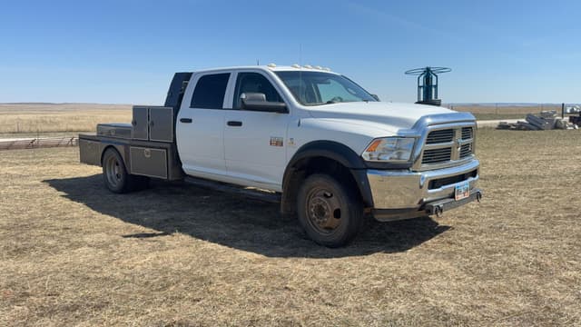 Image of Dodge Ram 4500HD equipment image 2