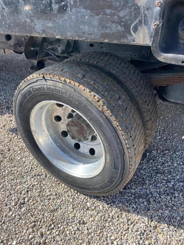 Image of Dodge Ram 5500 equipment image 2