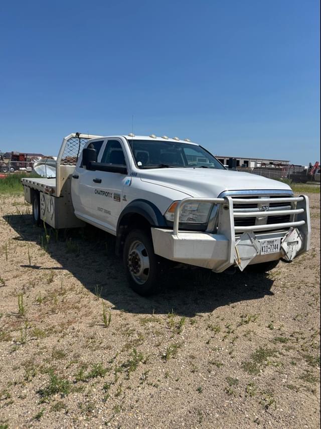 Image of Dodge Ram 5500 equipment image 2