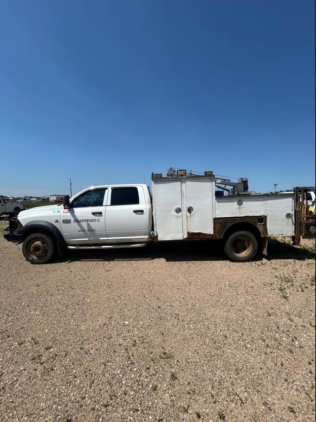 Image of Dodge Ram 5500 equipment image 4