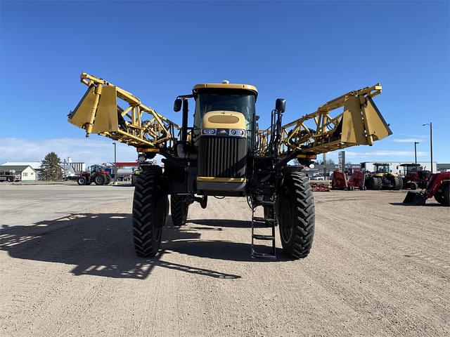 Image of RoGator RG1300 equipment image 1