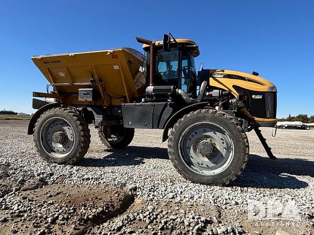 Image of RoGator RG1300 equipment image 1