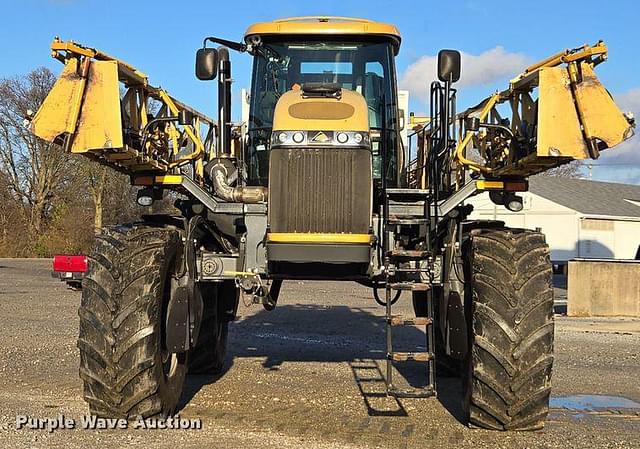 Image of RoGator RG1100 equipment image 1