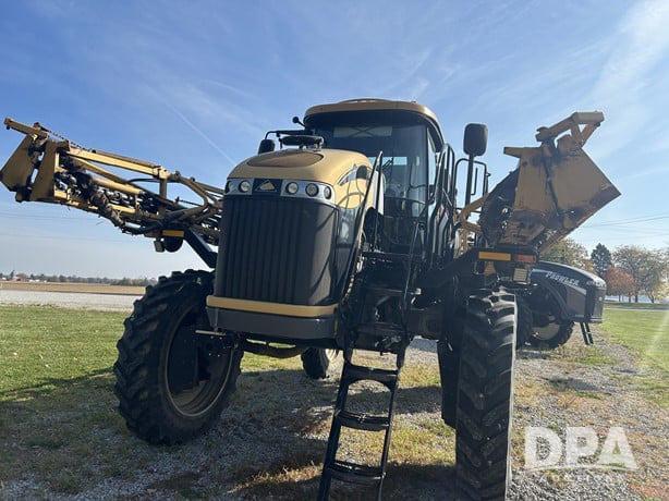 Image of RoGator RG1100 equipment image 2