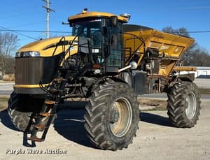 2012 RoGator RG1100 Image
