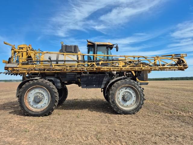 Image of RoGator RG1300 equipment image 1