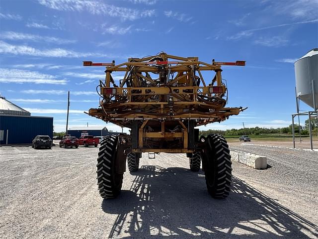 Image of RoGator RG1300 equipment image 3