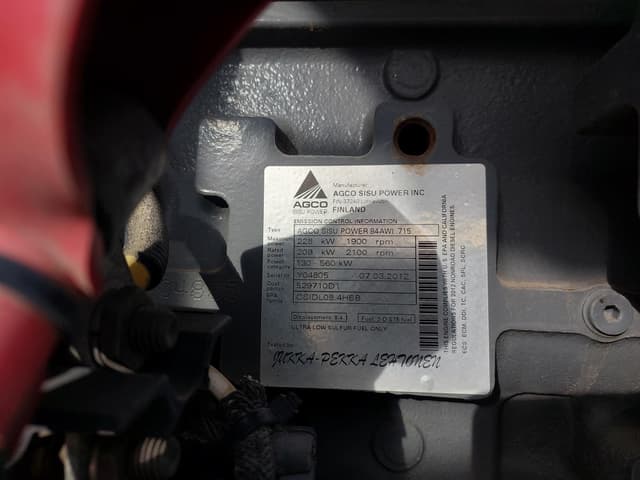 Image of RoGator RG900 equipment image 4