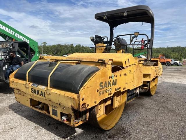 Image of Sakai SW990 equipment image 4