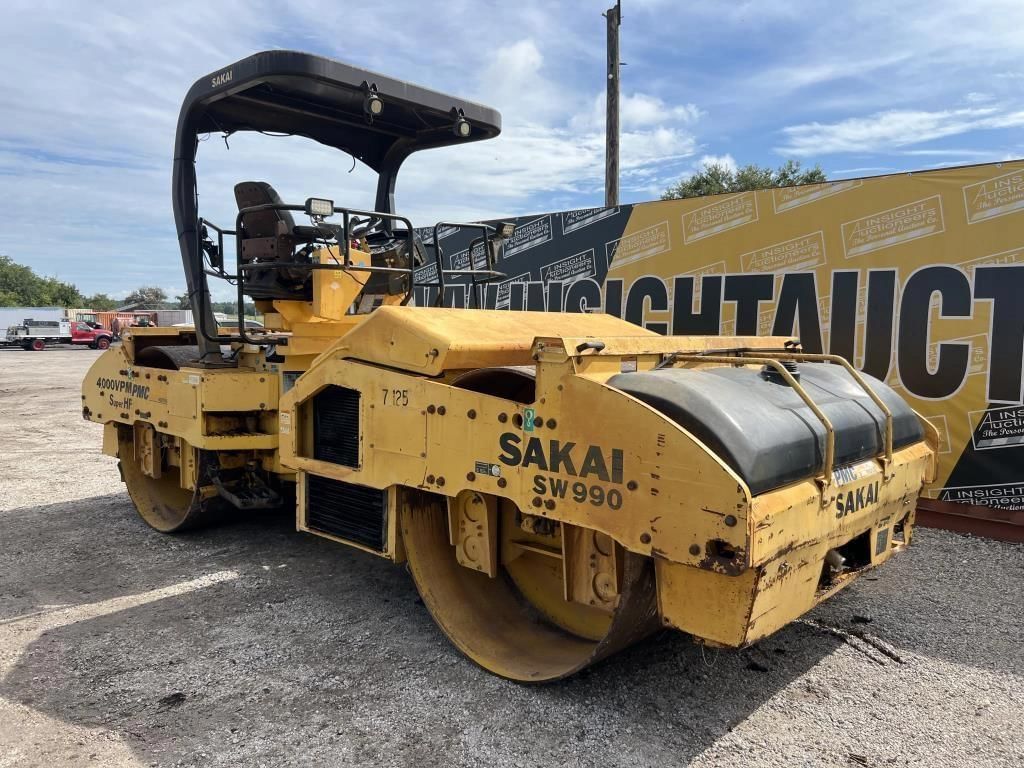 2012 Sakai SW990 Equipment Image0