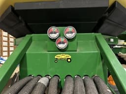 Image of SeedMaster 7012 equipment image 3