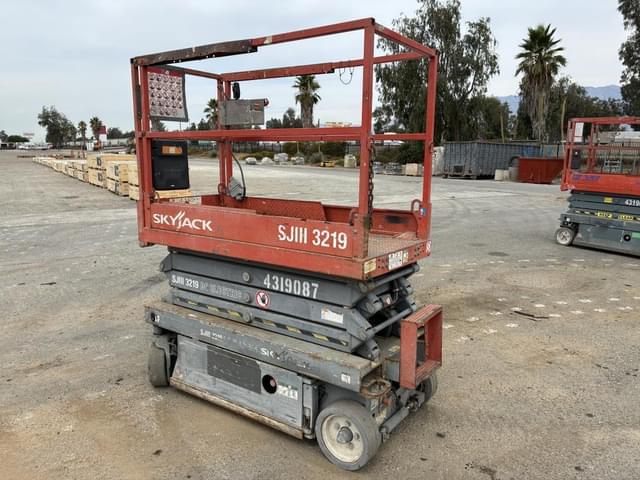 Image of Sky Jack SJIII3219 equipment image 3