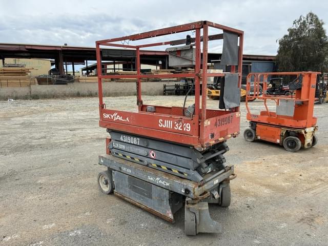 Image of Sky Jack SJIII3219 equipment image 1