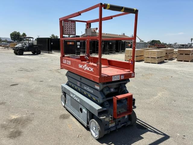 Image of Sky Jack SJIII3219 equipment image 3
