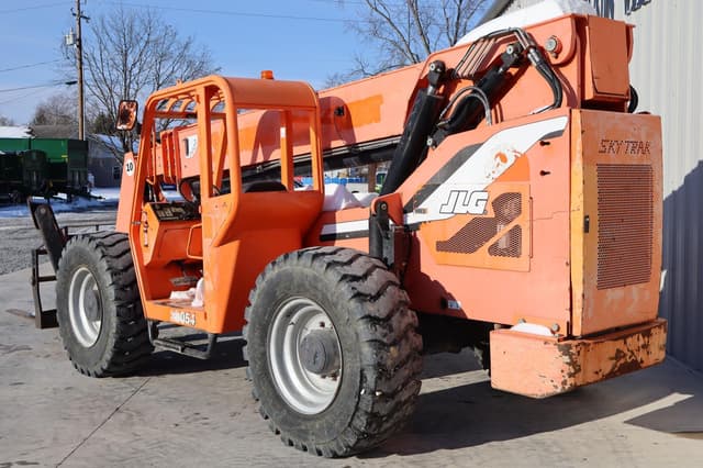 Image of Skytrak 10054 equipment image 4