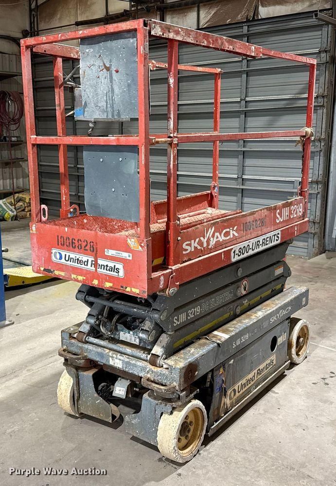 2012 Sky Jack SJIII3219 Equipment Image0