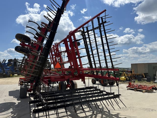 Image of Sunflower 6333 equipment image 3