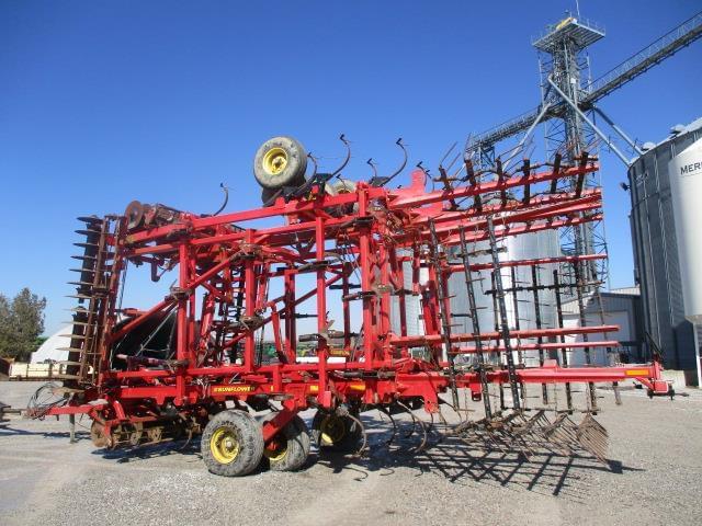 Image of Sunflower 6433 equipment image 4