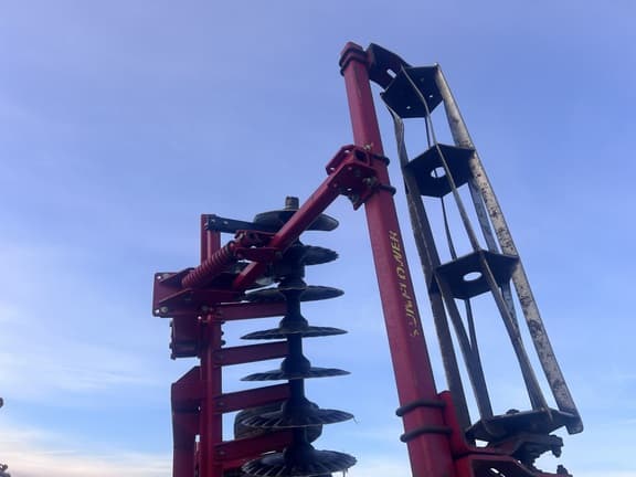 Image of Sunflower 6630 equipment image 2