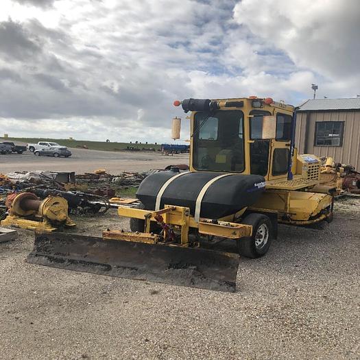 Image of Superior Broom DT80J equipment image 1