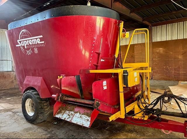 2012 Supreme 700T Equipment Image0