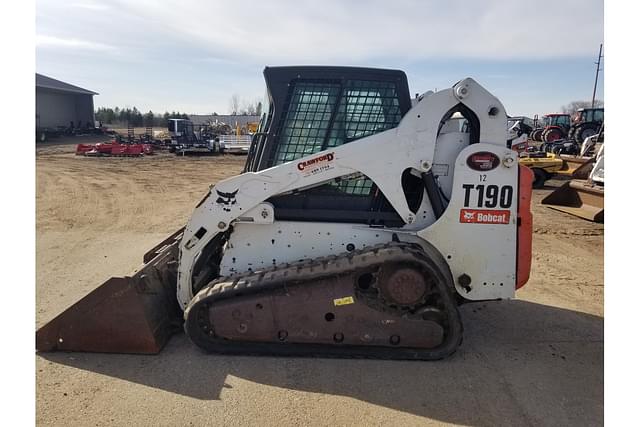 Image of Bobcat T190 equipment image 1