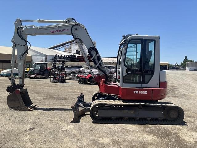 Image of Takeuchi TB180FR equipment image 4