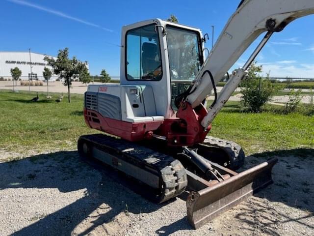 Image of Takeuchi TB250 equipment image 4
