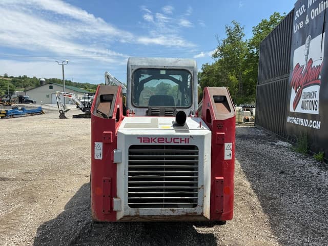 Image of Takeuchi TL240 equipment image 2