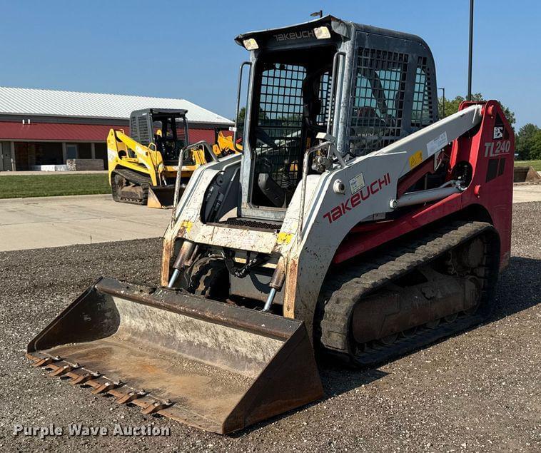 Image of Takeuchi TL240  Primary image